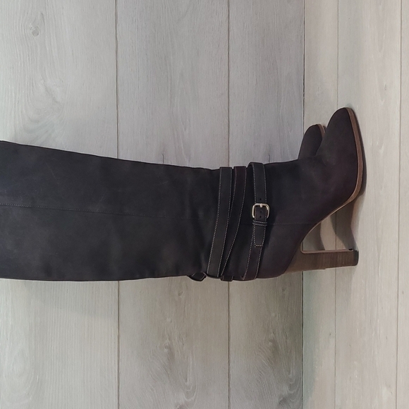 Club Monaco Womens Tall Suede Heels boots shoes sz 40 US 9 - Picture 2 of 11